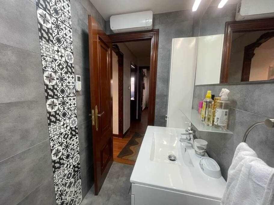 Goiz Etxea Acogedor Piso En La Parte Antigua Διαμέρισμα Μπερμέο Εξωτερικό φωτογραφία